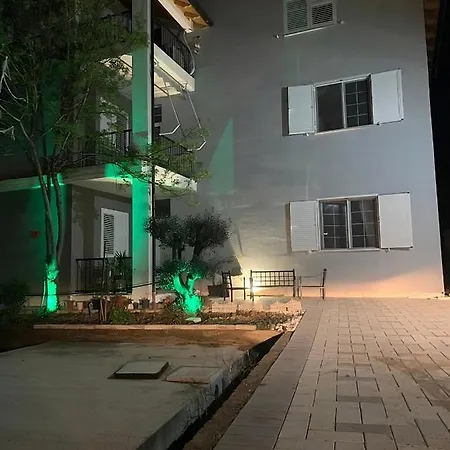 Gogaj Apartment Velipoje
